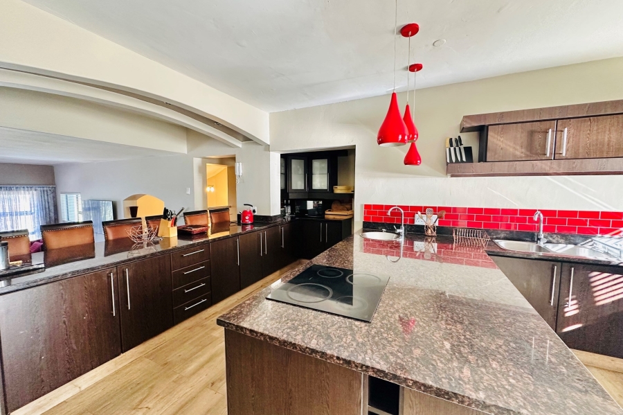 4 Bedroom Property for Sale in Providentia Eastern Cape